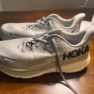 Hoka Light Gray Mesh Running Shoes with Blue Logo